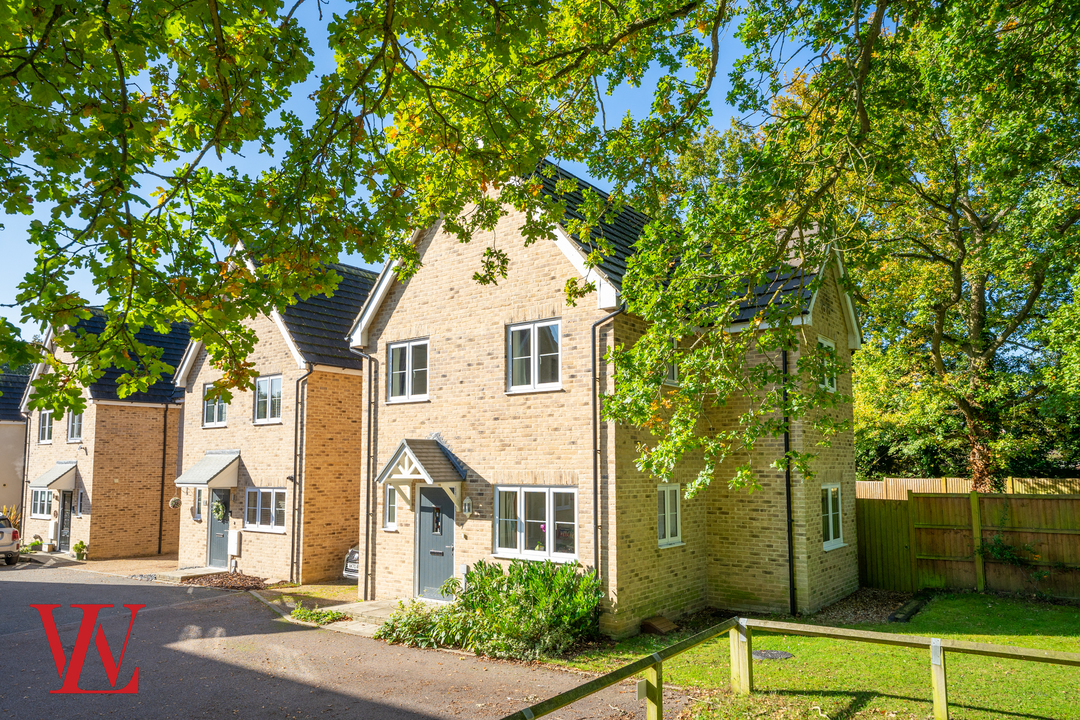 4 bed detached house for sale in Takeley, Bishop's Stortford  - Property Image 18