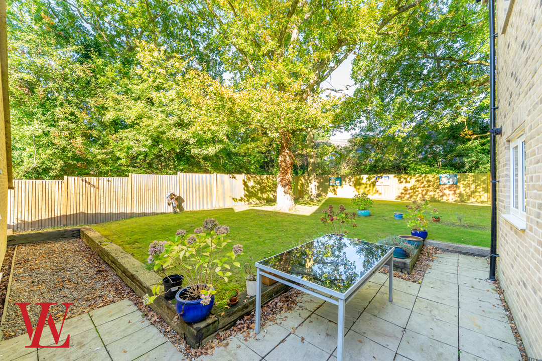 4 bed detached house for sale in Takeley, Bishop's Stortford  - Property Image 15