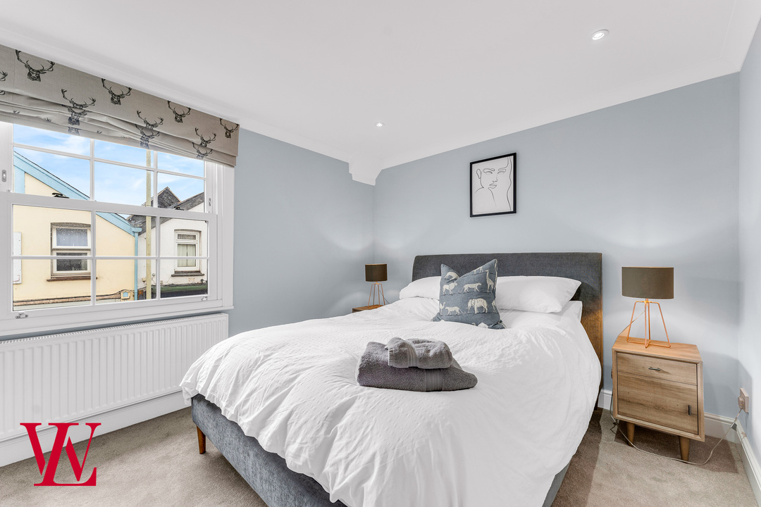 3 bed end of terrace house for sale in Hockerill Court, Bishop's Stortford, Hertfordshire 9