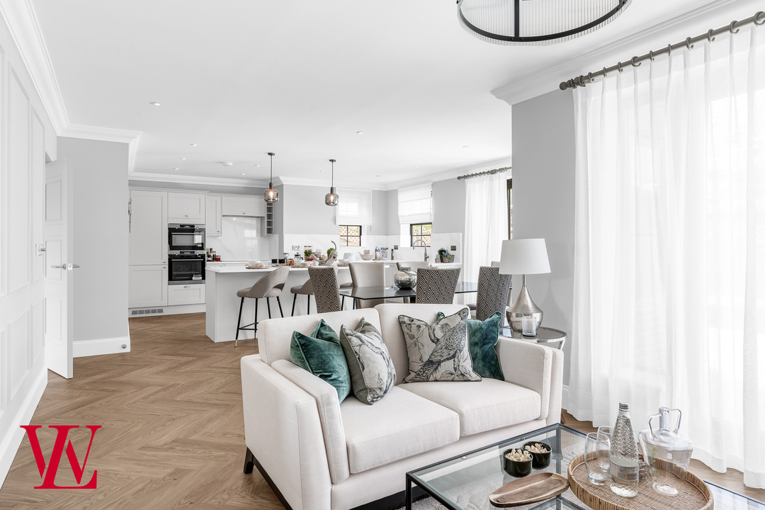 3 bed detached house for sale in Sabre Close, Felsted  - Property Image 6