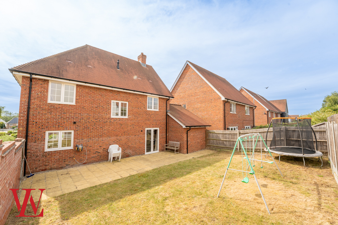 3 bed detached house to rent in Turner Close, Elsenham, Bishop's Stortford, Hertfordshire  - Property Image 18