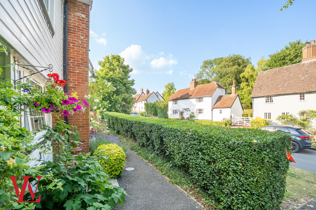 4 bed terraced house for sale in Cage End, Bishop's Stortford  - Property Image 6
