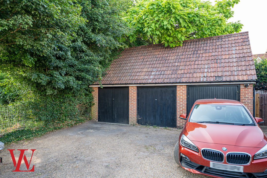 4 bed terraced house for sale in Cage End, Bishop's Stortford  - Property Image 22