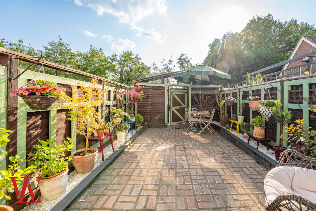 4 bed terraced house for sale in Cage End, Bishop's Stortford  - Property Image 19