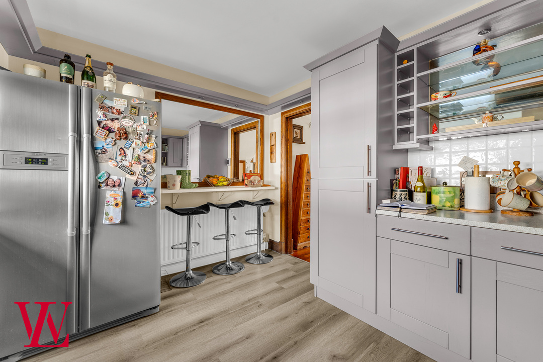 4 bed terraced house for sale in Cage End, Bishop's Stortford  - Property Image 8