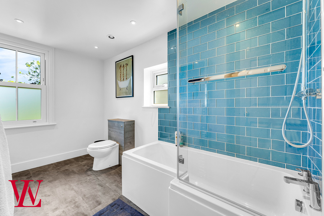 2 bed terraced house for sale in Elm Grove, Bishop's Stortford  - Property Image 9