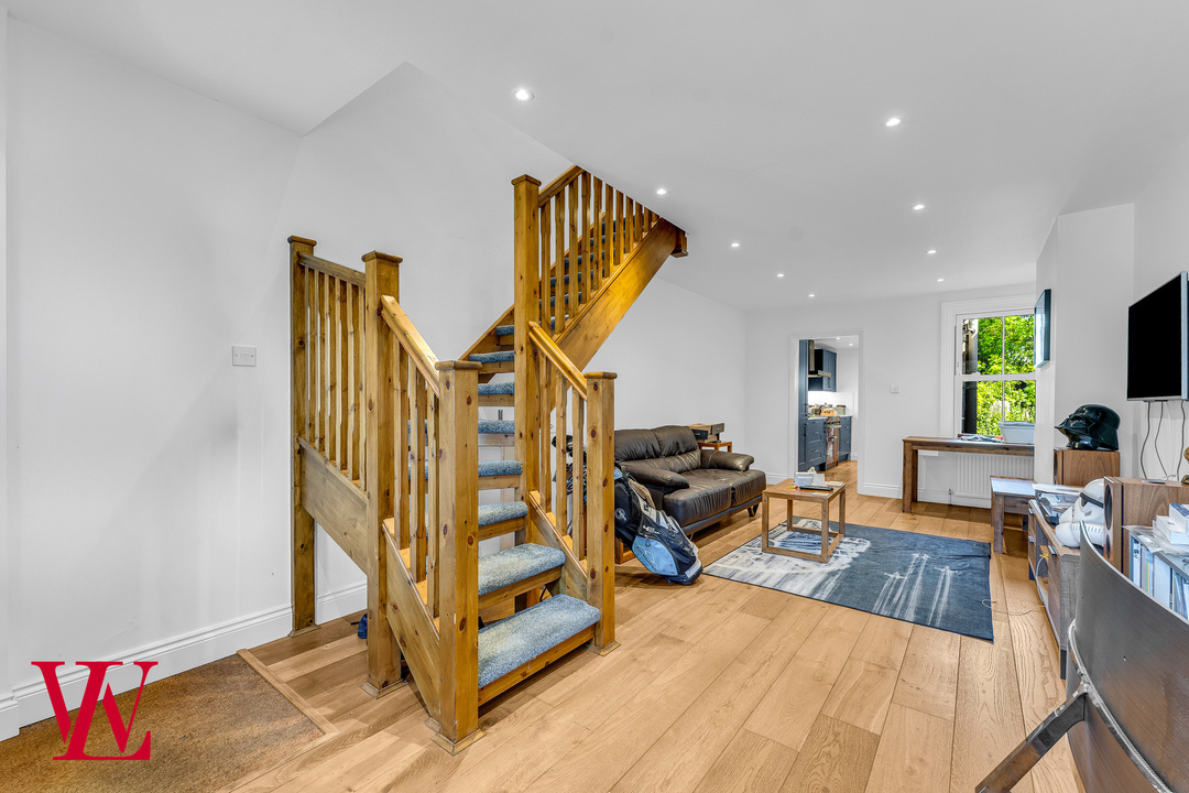 2 bed terraced house for sale in Elm Grove, Bishop's Stortford  - Property Image 5