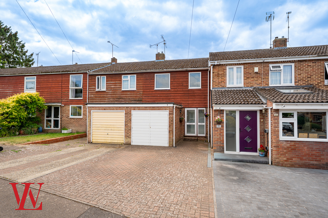 3 bed terraced house for sale in Aynsworth Avenue, Bishop's Stortford, CM23