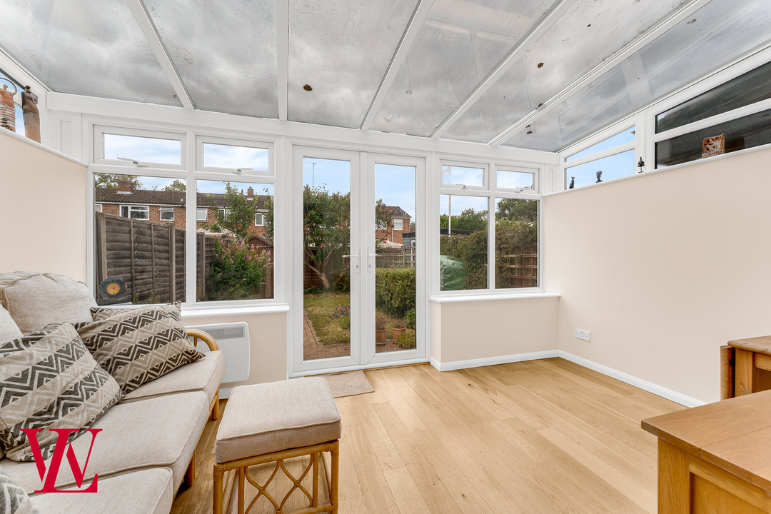 3 bed terraced house for sale in Aynsworth Avenue, Bishop's Stortford  - Property Image 6