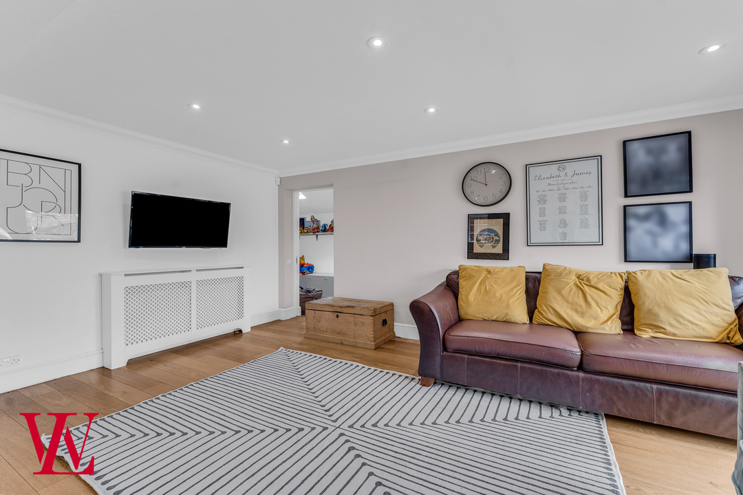 3 bed detached house for sale in Manston Drive, Bishop's Stortford  - Property Image 10