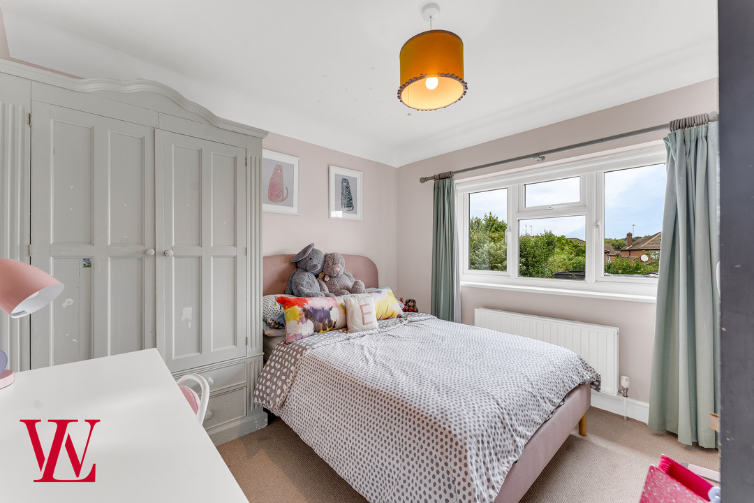 3 bed detached house for sale in Manston Drive, Bishop's Stortford  - Property Image 19