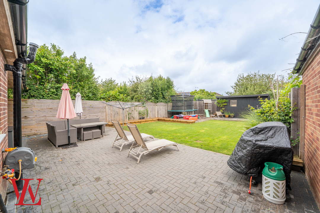 3 bed detached house for sale in Manston Drive, Bishop's Stortford  - Property Image 21