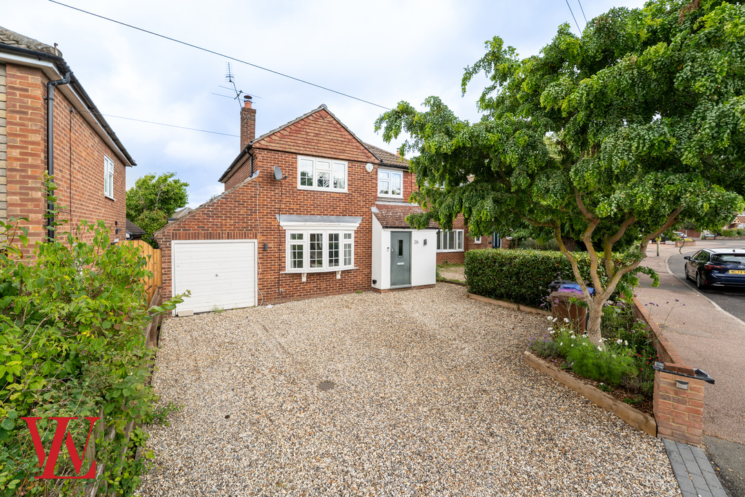 3 bed detached house for sale in Manston Drive, Bishop's Stortford  - Property Image 23