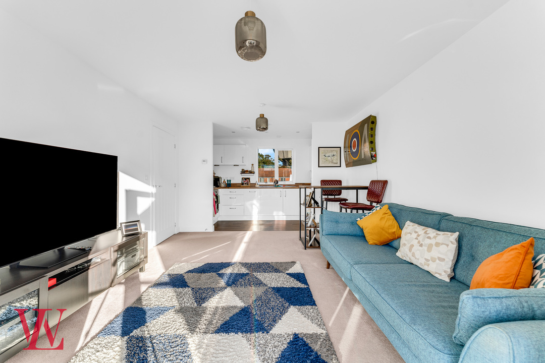 2 bed apartment to rent in Newland Avenue, Bishop's Stortford, Hertfordshire  - Property Image 2