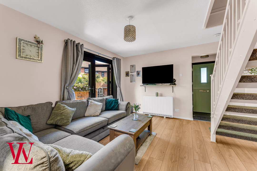 1 bed end of terrace house for sale in Mathams Drive, Bishop's Stortford  - Property Image 2