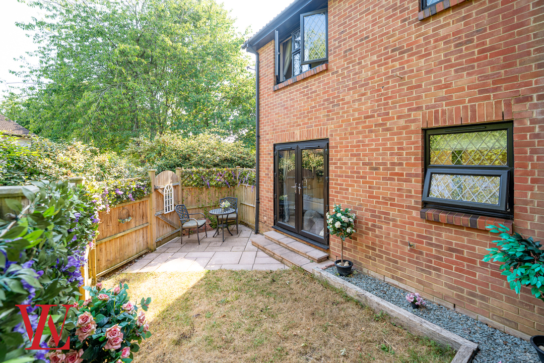 1 bed end of terrace house for sale in Mathams Drive, Bishop's Stortford  - Property Image 9
