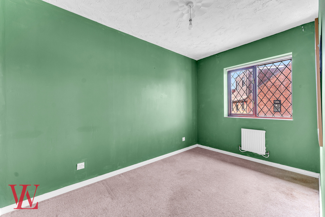 2 bed terraced house for sale in Crozier Avenue, Bishop's Stortford, Hertfordshire 10