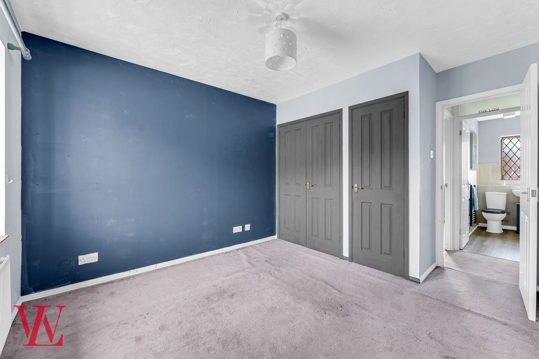 2 bed terraced house for sale in Crozier Avenue, Bishop's Stortford, Hertfordshire  - Property Image 9