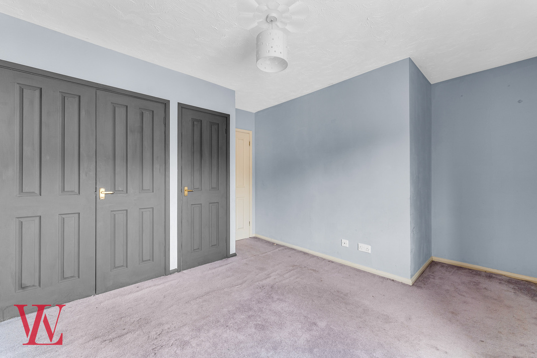 2 bed terraced house for sale in Crozier Avenue, Bishop's Stortford, Hertfordshire 9