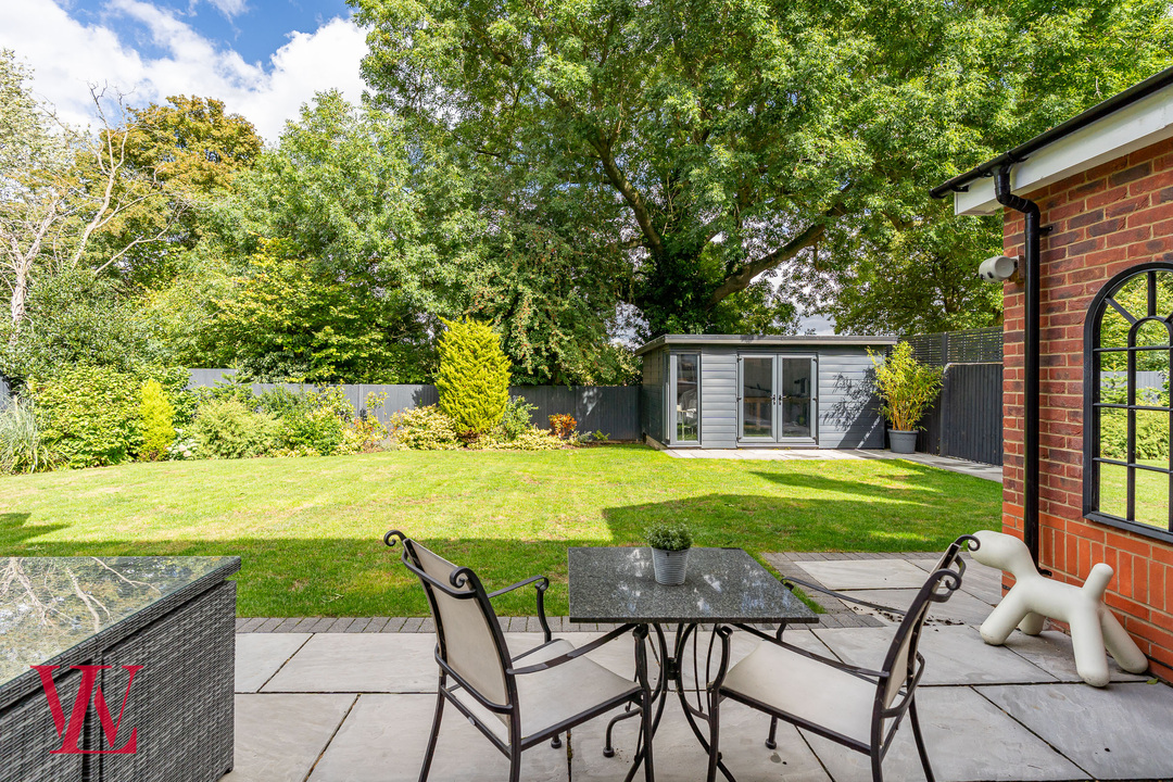 5 bed detached house for sale in Beldams Gate, Bishop's Stortford, Hertfordshire  - Property Image 40