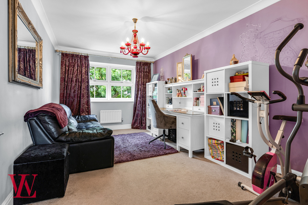 5 bed detached house for sale in Beldams Gate, Bishop's Stortford, Hertfordshire  - Property Image 37