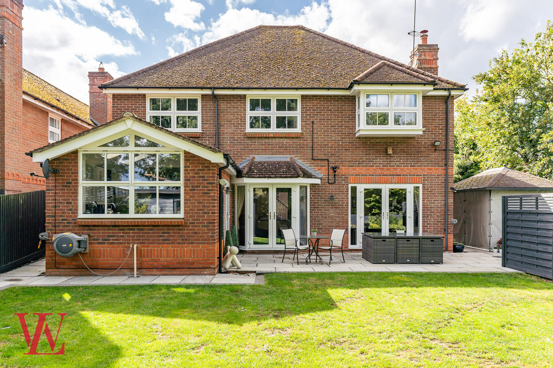 5 bed detached house for sale in Beldams Gate, Bishop's Stortford, Hertfordshire  - Property Image 47