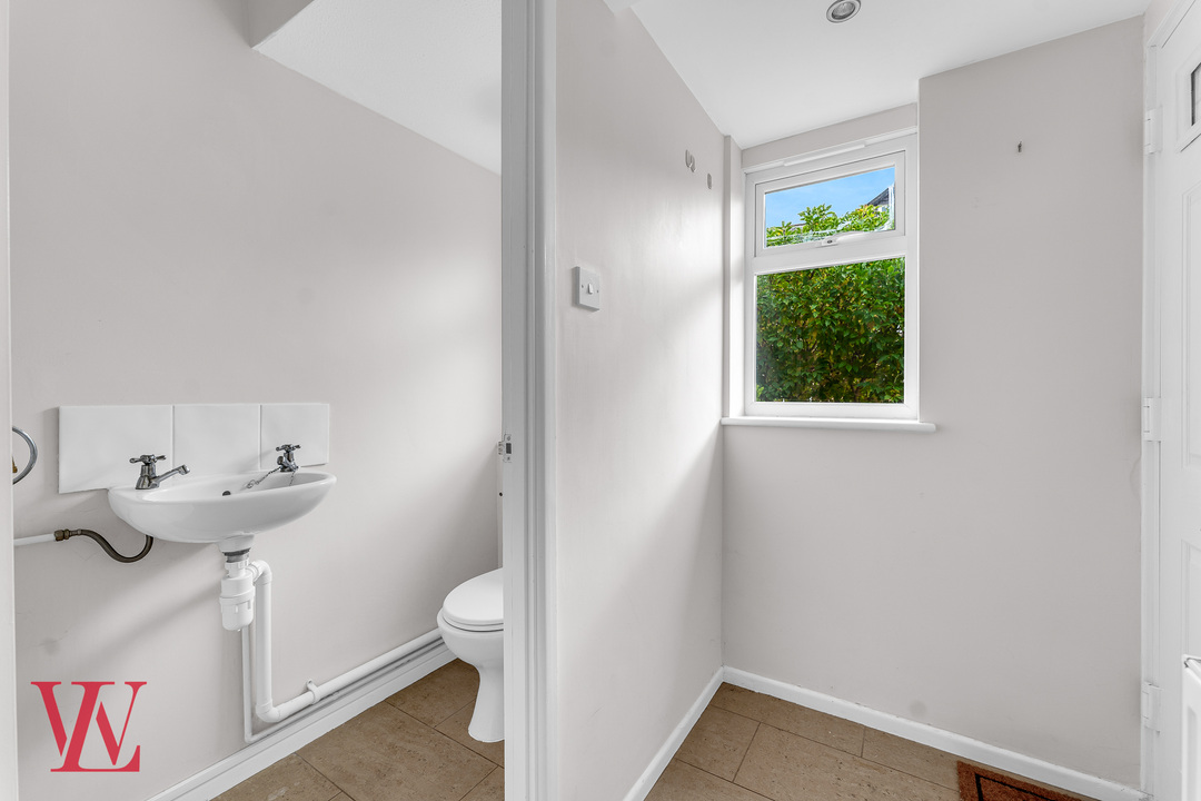 3 bed semi-detached house for sale in Nursery Road, Bishop's Stortford, Hertfordshire 8