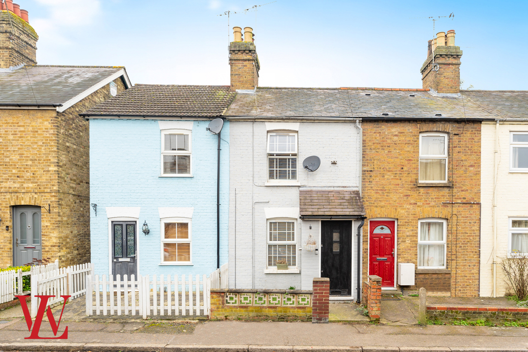 2 bed terraced house for sale in East Road, Bishop's Stortford  - Property Image 1