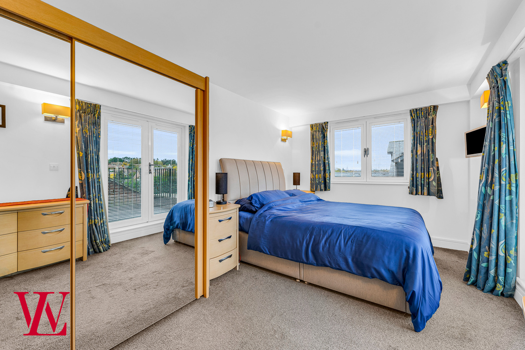 3 bed apartment for sale in Tanners Wharf, Bishop's Stortford  - Property Image 8