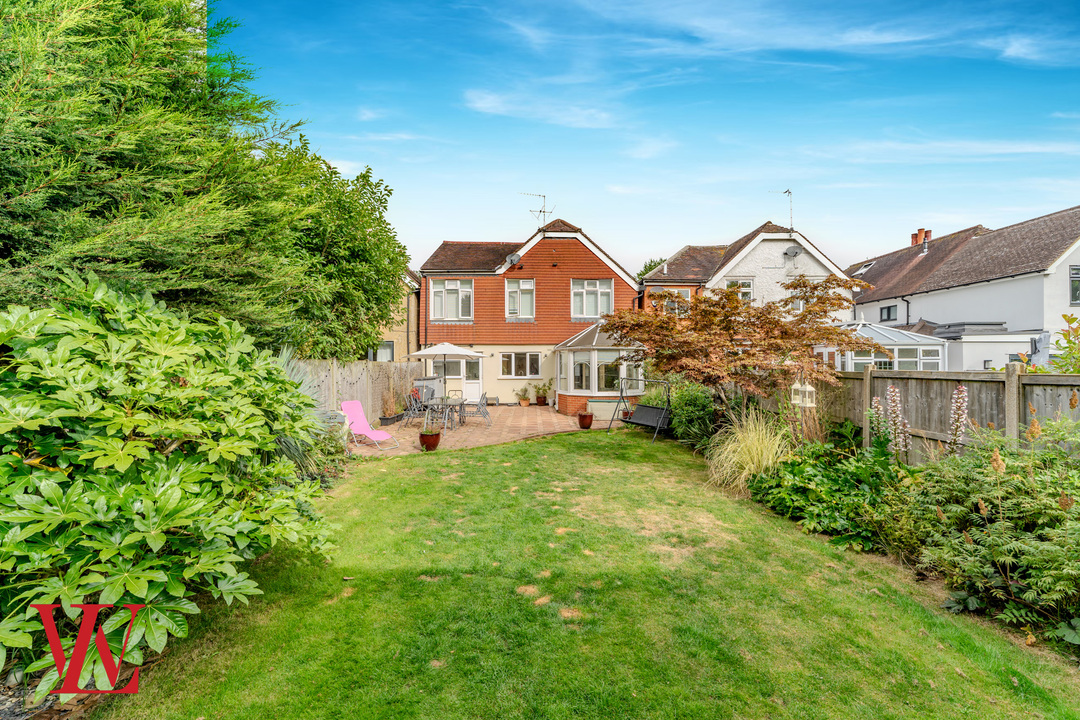 4 bed detached house for sale in Thorley Park Road, Bishop's Stortford  - Property Image 22