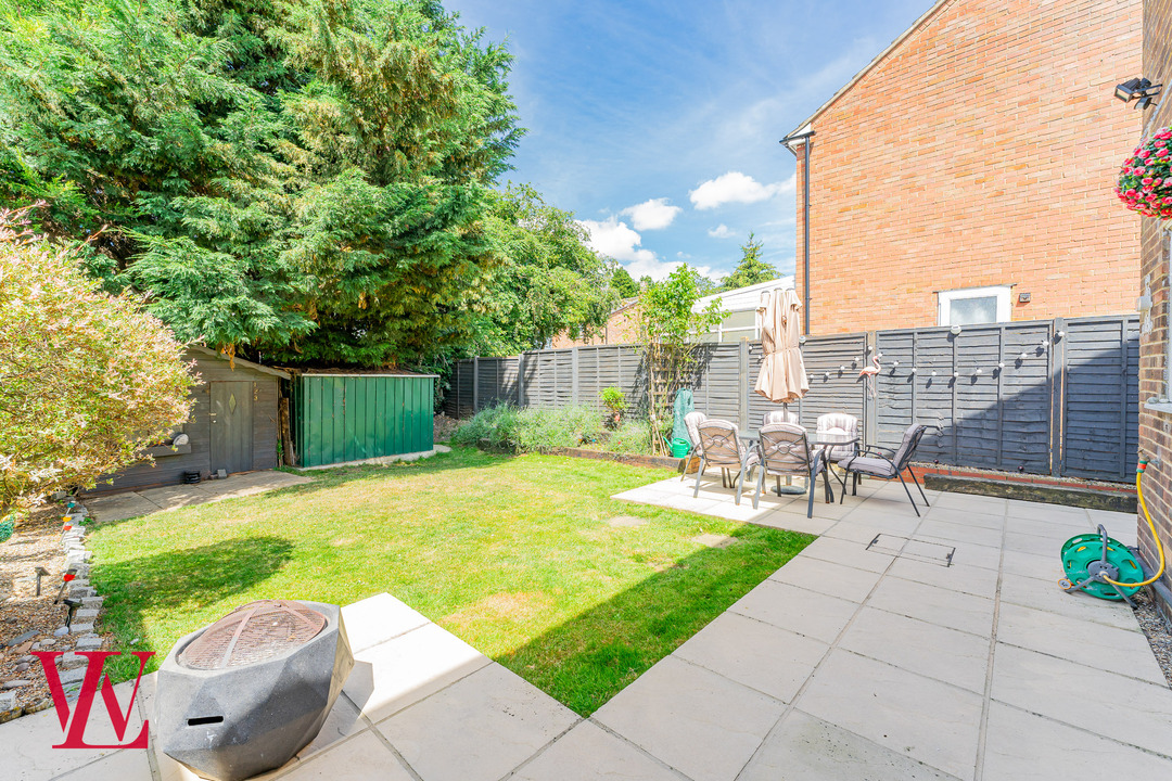 3 bed semi-detached house for sale in Elm Close, Bishop's Stortford  - Property Image 6