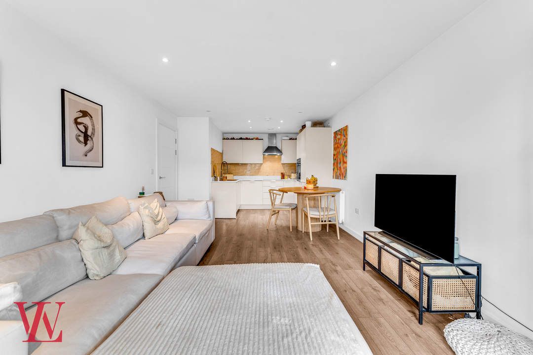 2 bed apartment for sale in River View, Bishop's Stortford, Hertfordshire 1