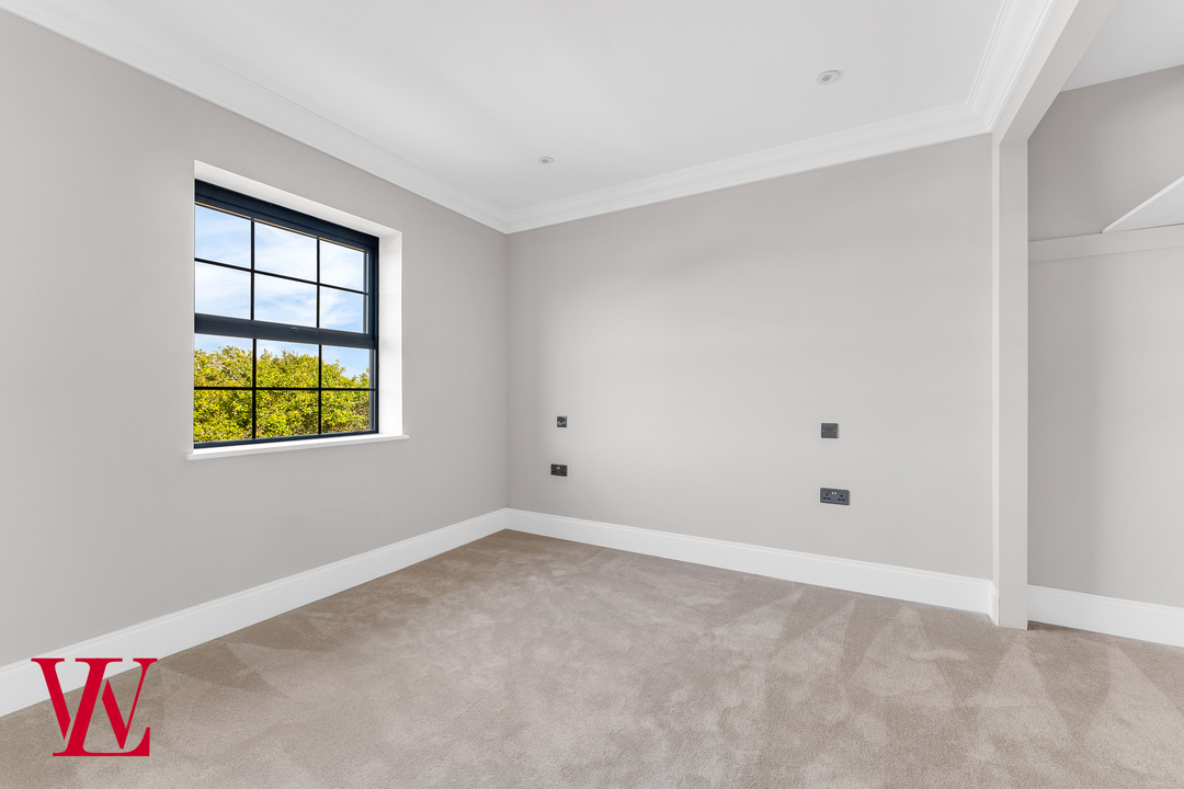 3 bed detached house for sale in Sabre Close, Felsted  - Property Image 17