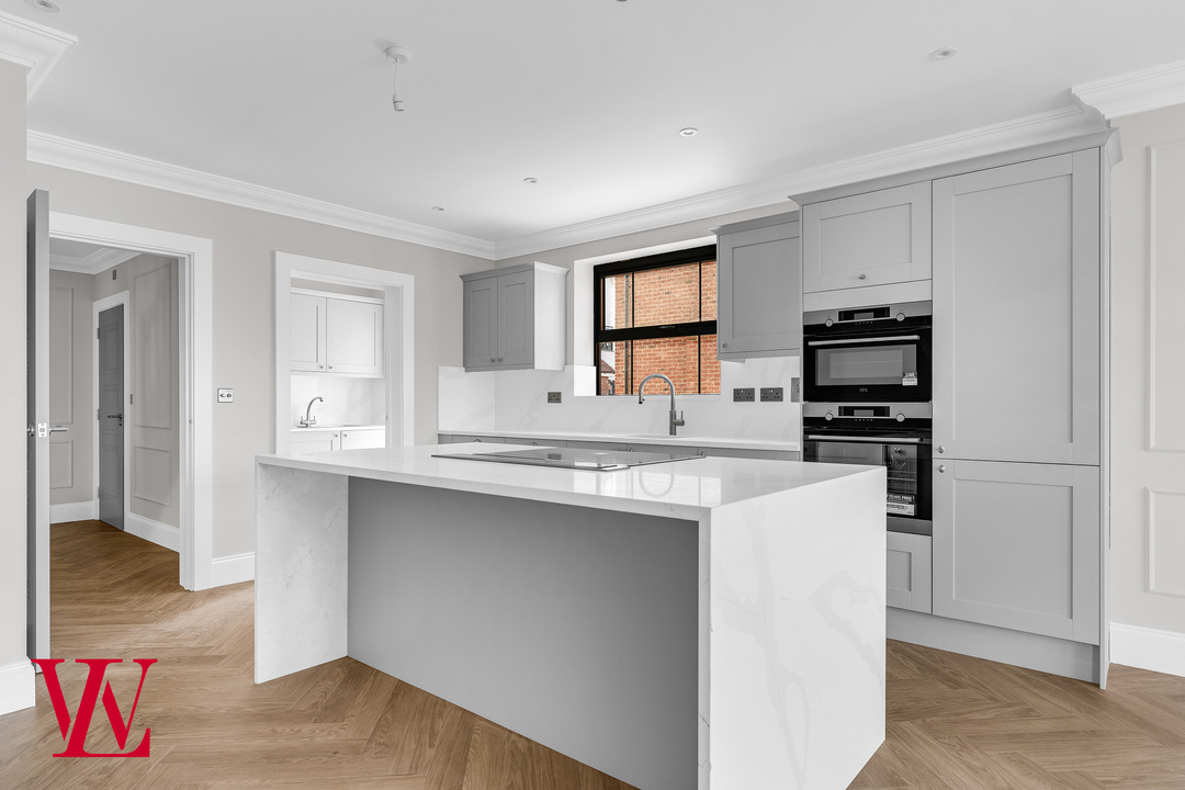 3 bed detached house for sale in Sabre Close, Felsted  - Property Image 3