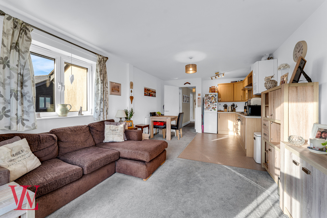 2 bed apartment for sale in Tanners Wharf, Bishop's Stortford, Hertfordshire  - Property Image 4