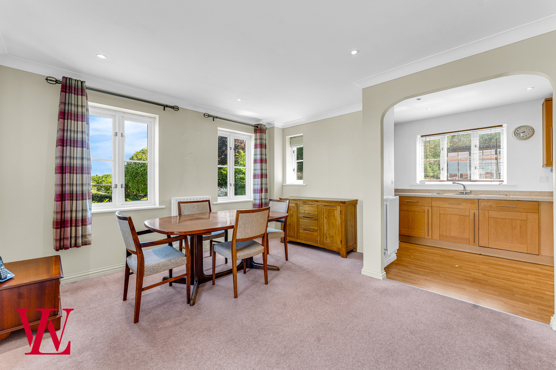 End of terrace house for sale in Cambridge Road, Ware 3