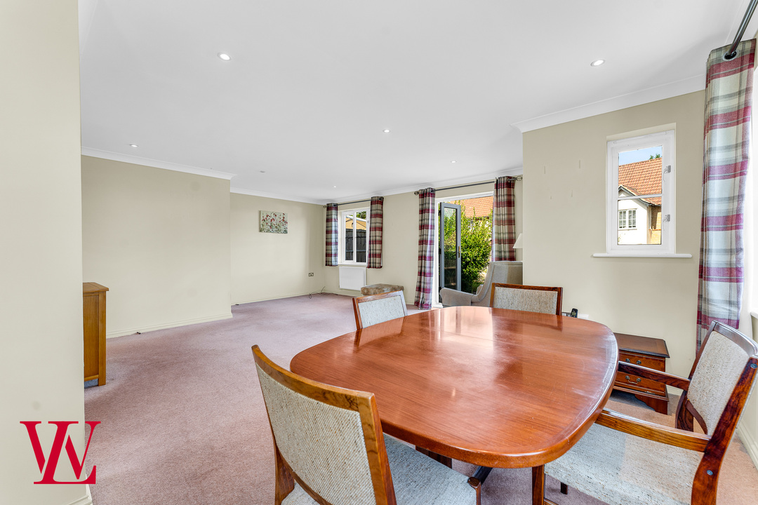 End of terrace house for sale in Cambridge Road, Ware 5