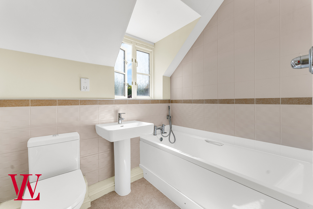 End of terrace house for sale in Cambridge Road, Ware 13
