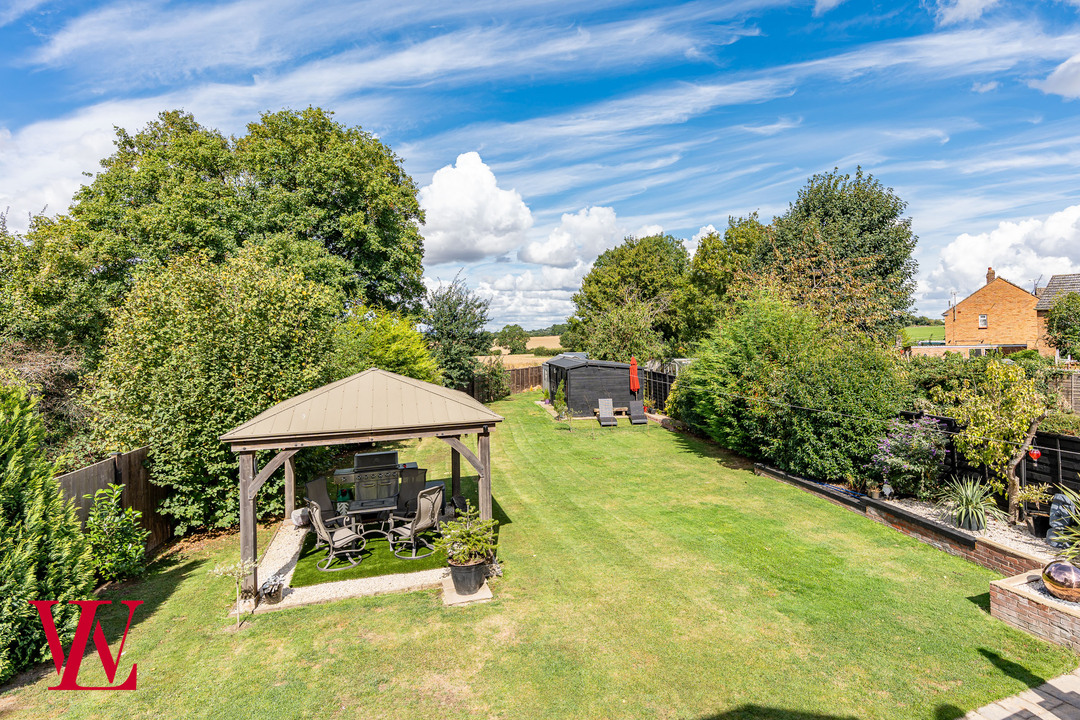 4 bed semi-detached house for sale in Church Road, Bishop's Stortford  - Property Image 3