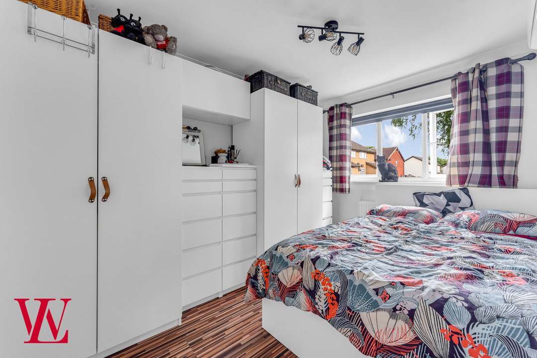 2 bed maisonette for sale in Goodwin Stile, Bishop's Stortford, Hertfordshire 6