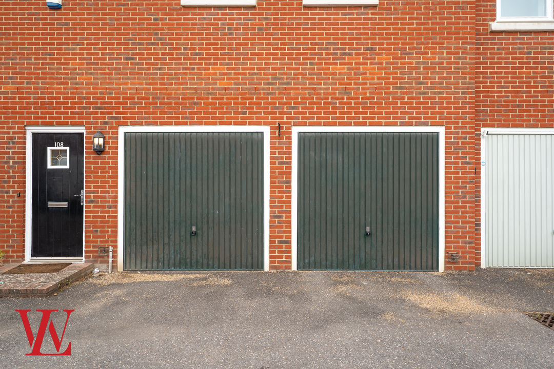 2 bed for sale in Cavell Drive, Bishop's Stortford, Hertfordshire  - Property Image 15