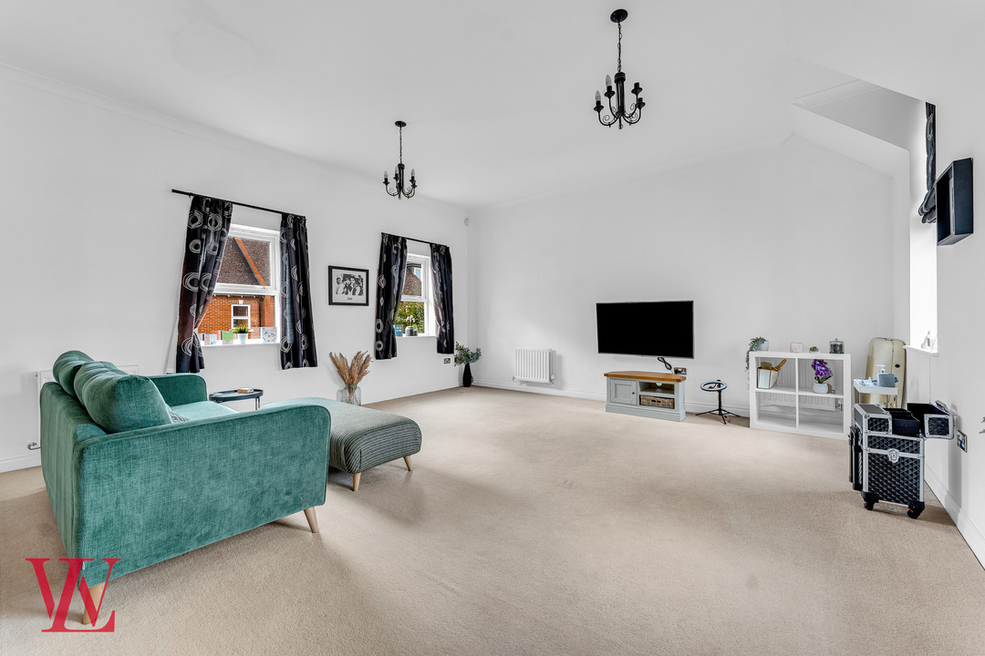 2 bed for sale in Cavell Drive, Bishop's Stortford, Hertfordshire 1