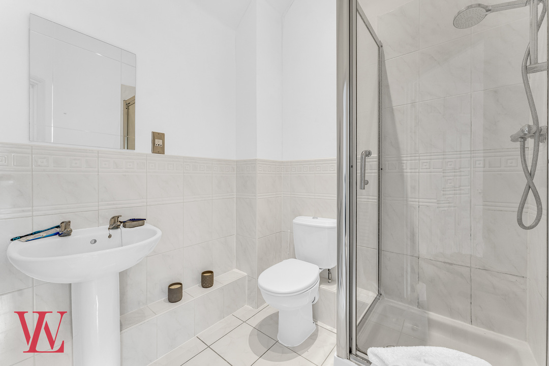 2 bed for sale in Cavell Drive, Bishop's Stortford, Hertfordshire 10