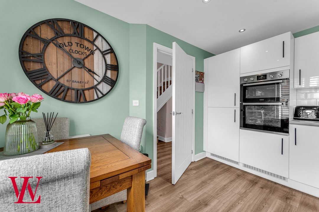 3 bed semi-detached house for sale in Thorpe Road, Bishop's Stortford  - Property Image 3