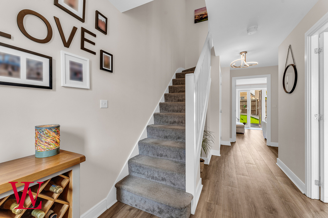 3 bed semi-detached house for sale in Thorpe Road, Bishop's Stortford  - Property Image 5