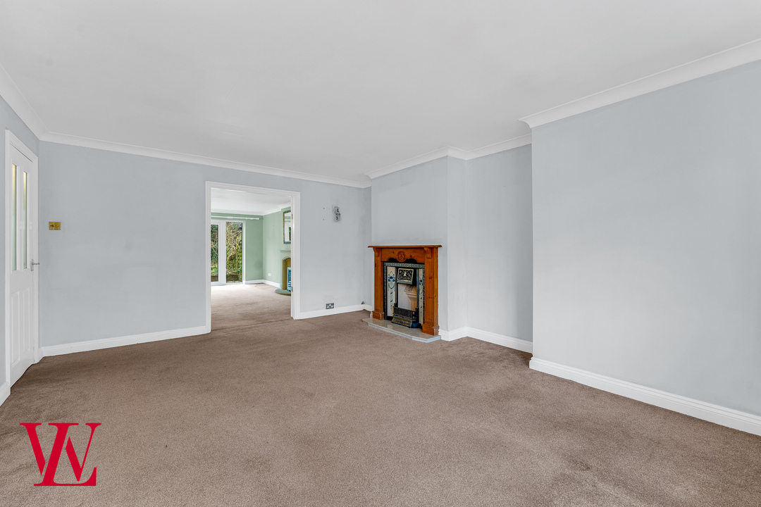 3 bed semi-detached house for sale in Heath Row, Bishop's Stortford  - Property Image 5