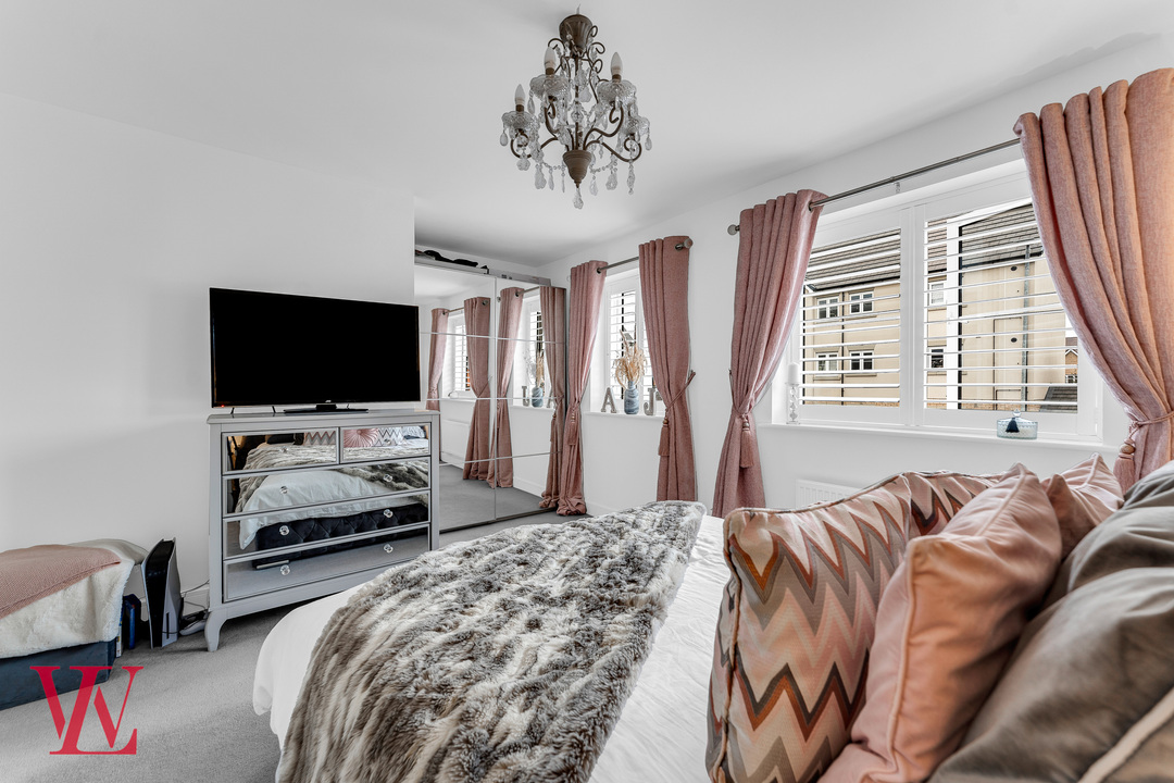3 bed terraced house for sale in Newland Avenue, Bishop's Stortford 12