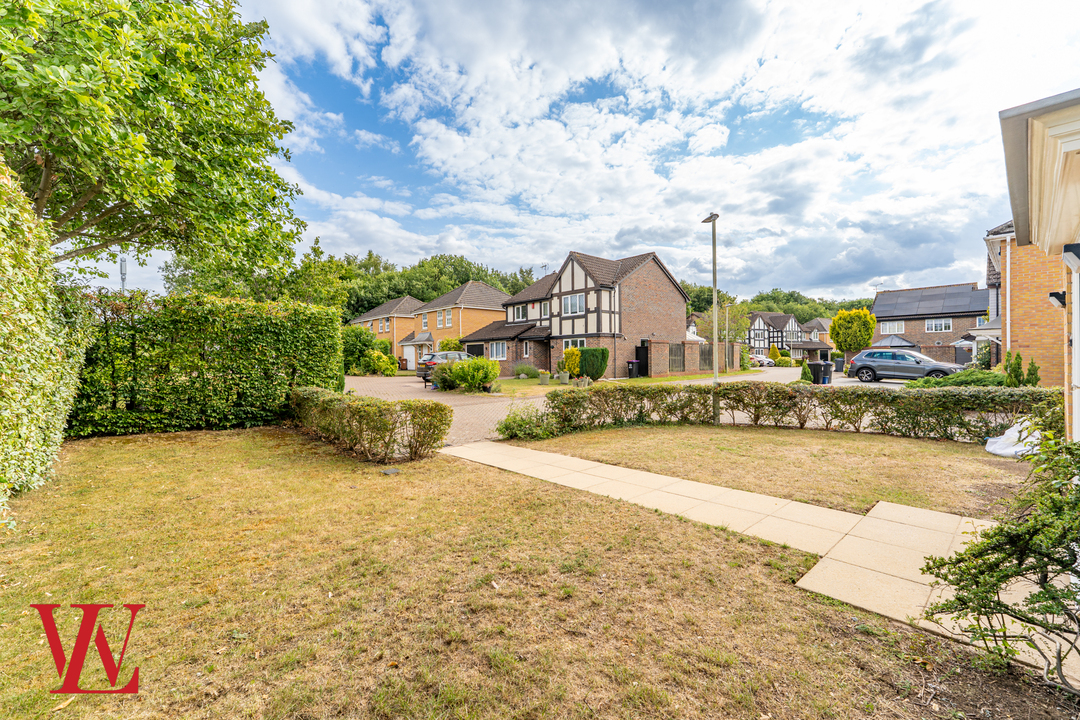 4 bed detached house to rent in Meadowsweet Close, Bishop's Stortford  - Property Image 19