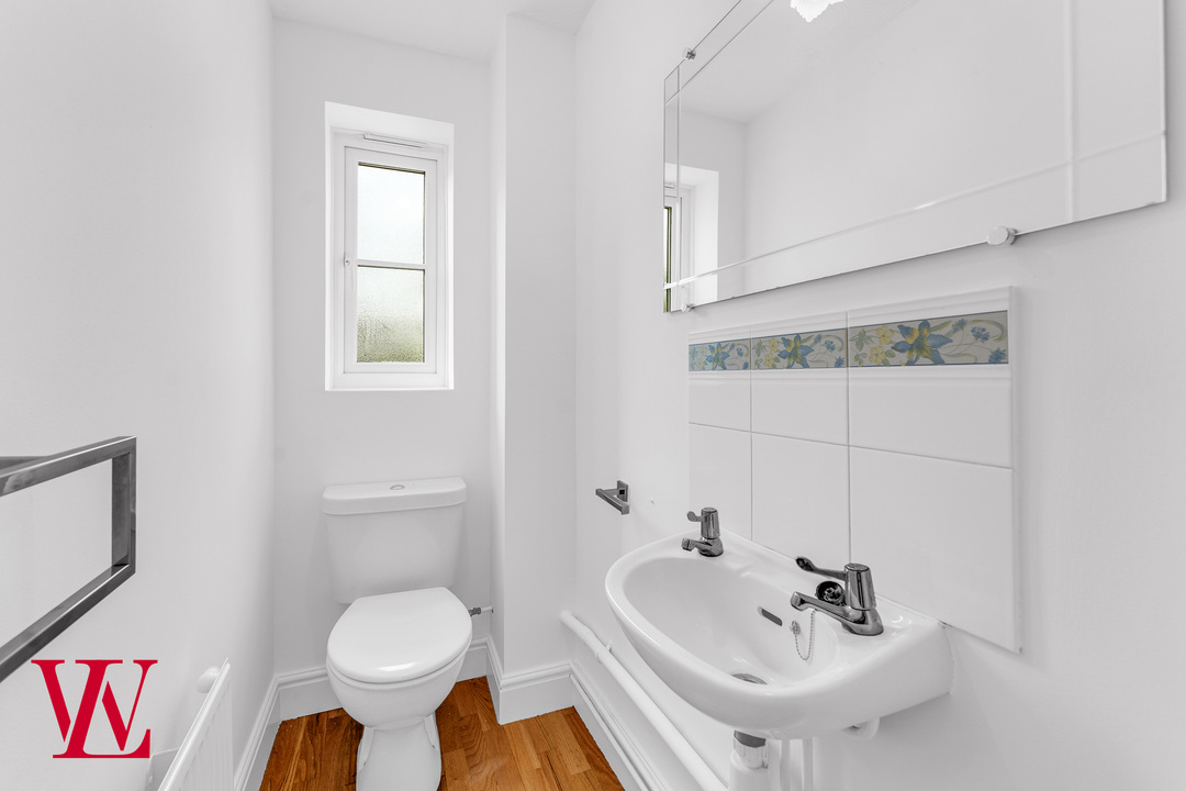 4 bed detached house to rent in Meadowsweet Close, Bishop's Stortford  - Property Image 10