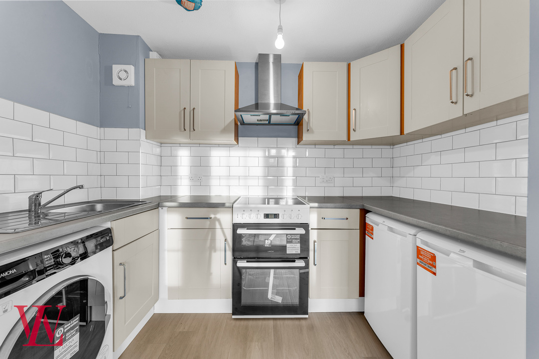 2 bed apartment to rent in Red Lion Court, Bishop's Stortford, Hertfordshire  - Property Image 6